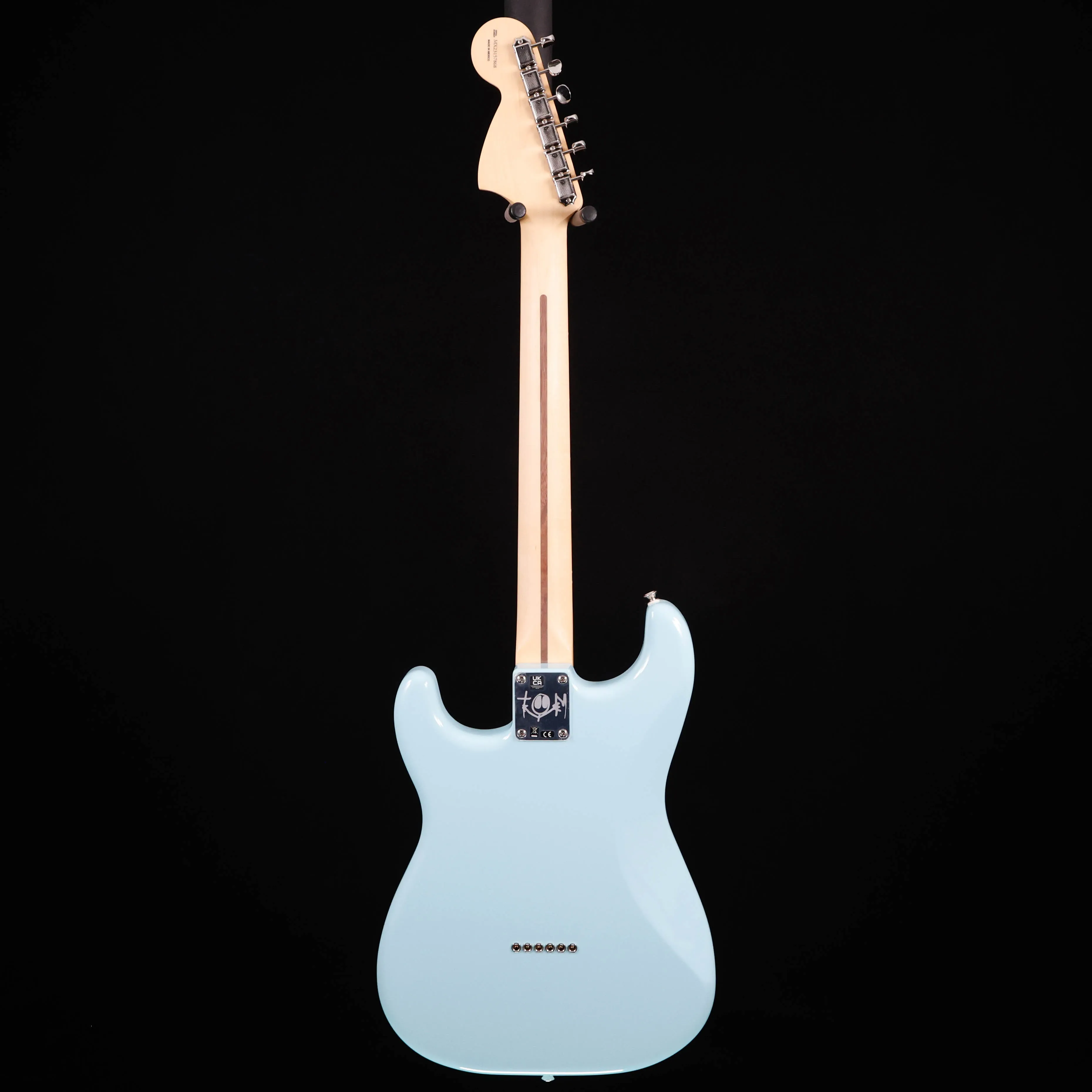 Fender Tom DeLonge Stratocaster Electric, Daphne Blue 7lbs 7oz