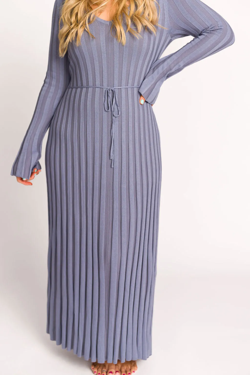 Hadley Long Sleeve V-Neck Knit Maxi Dress in Dusty Blue