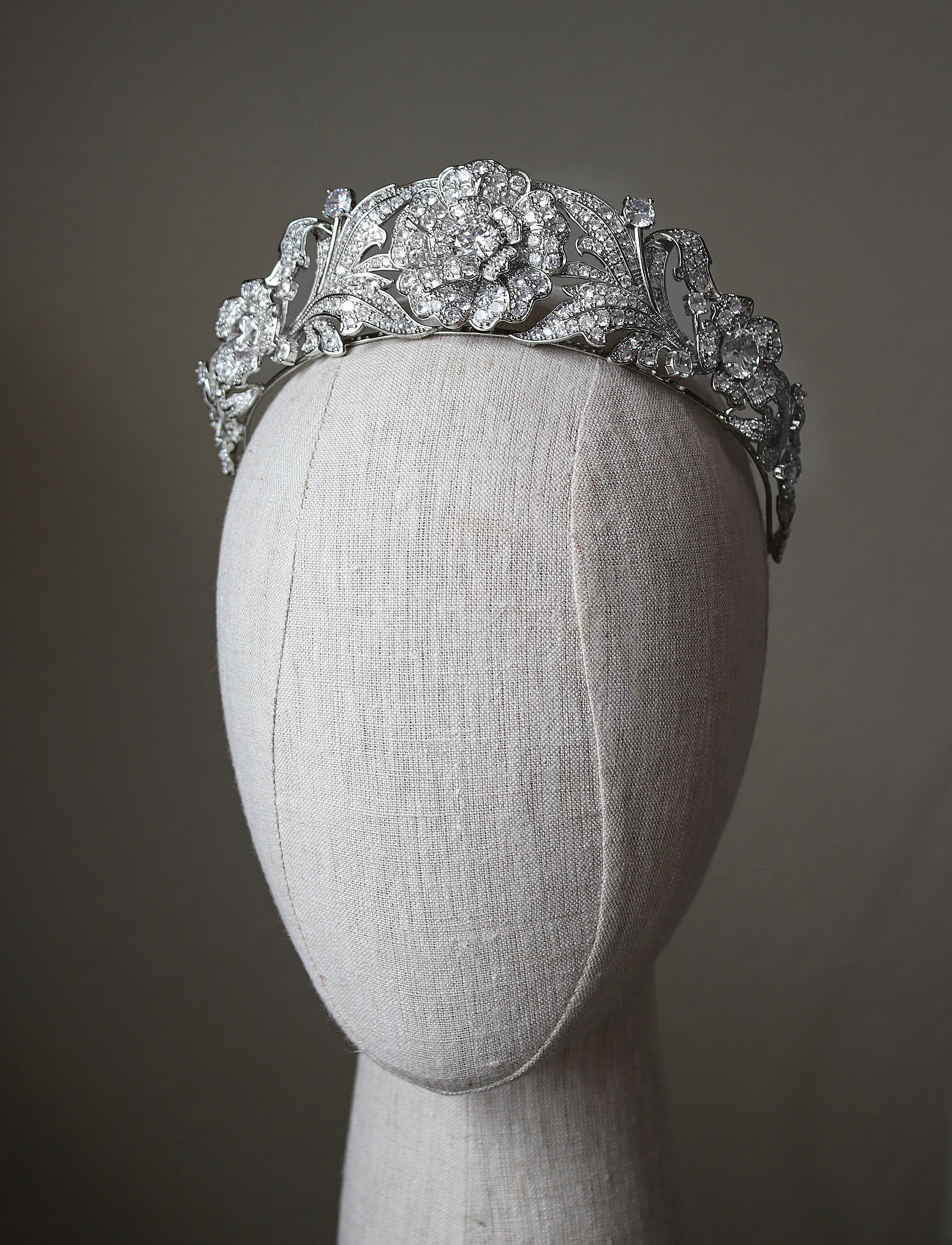 LETIZIA Simulated Diamond Royal Bridal Crown